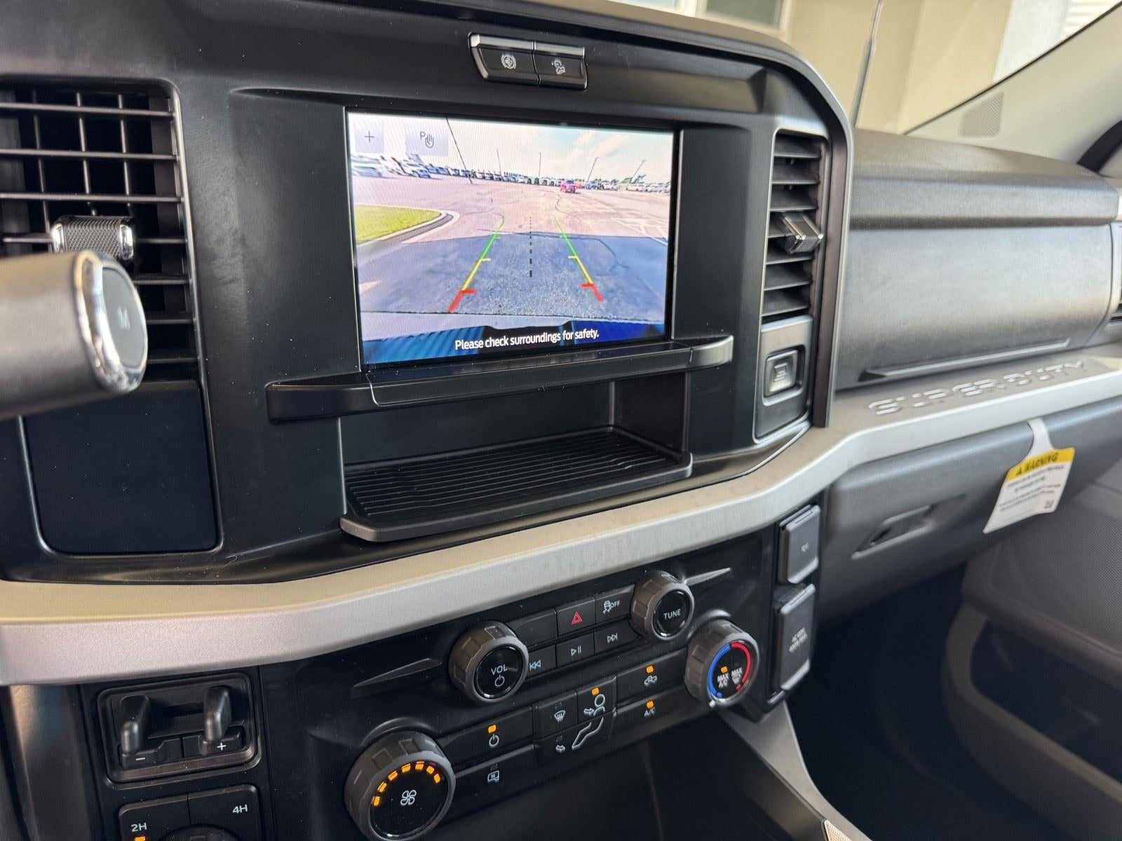 2025 Ford Super Duty F-250 SRW XLT