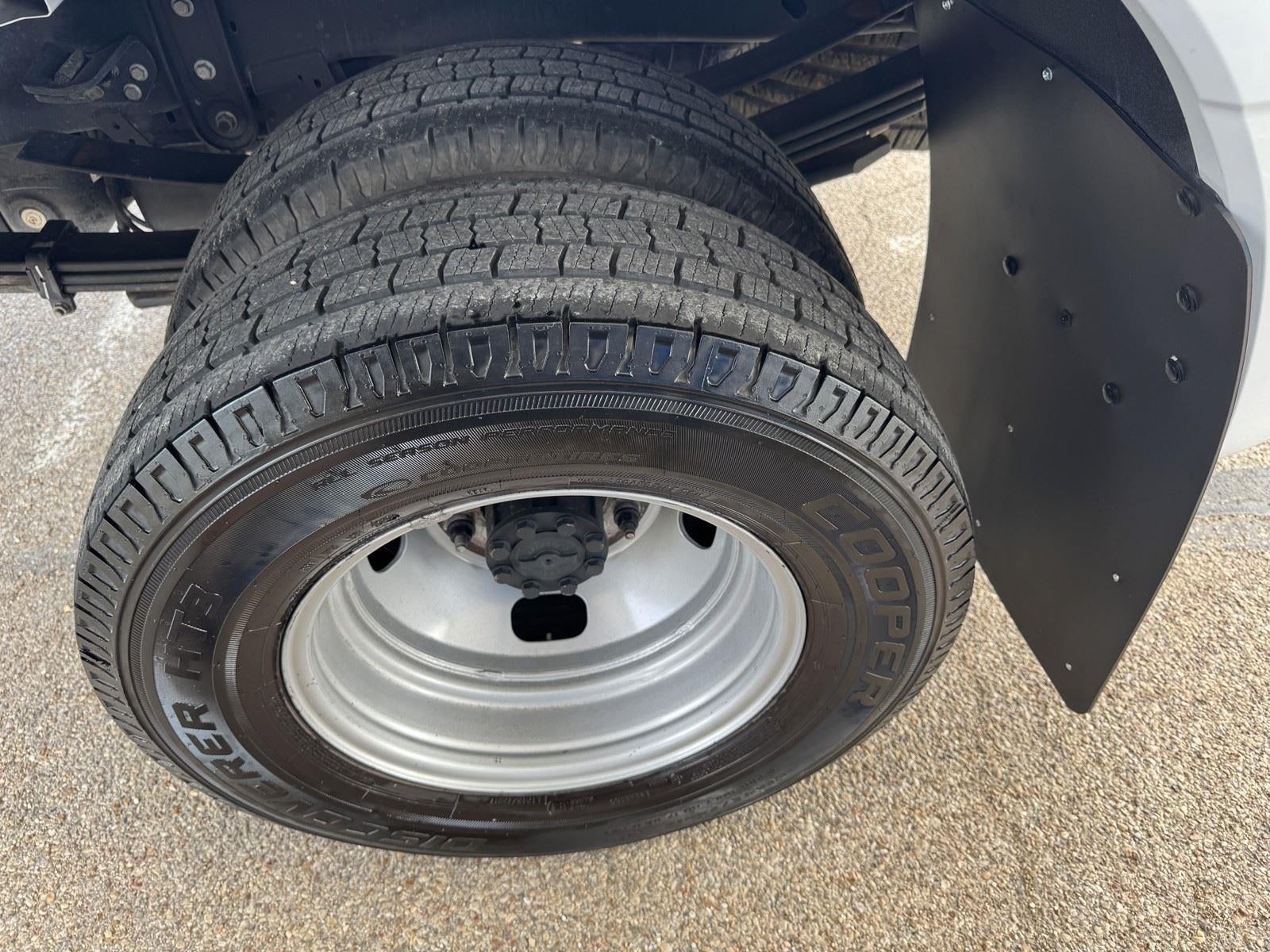 2024 Ford Super Duty F-350 DRW XLT