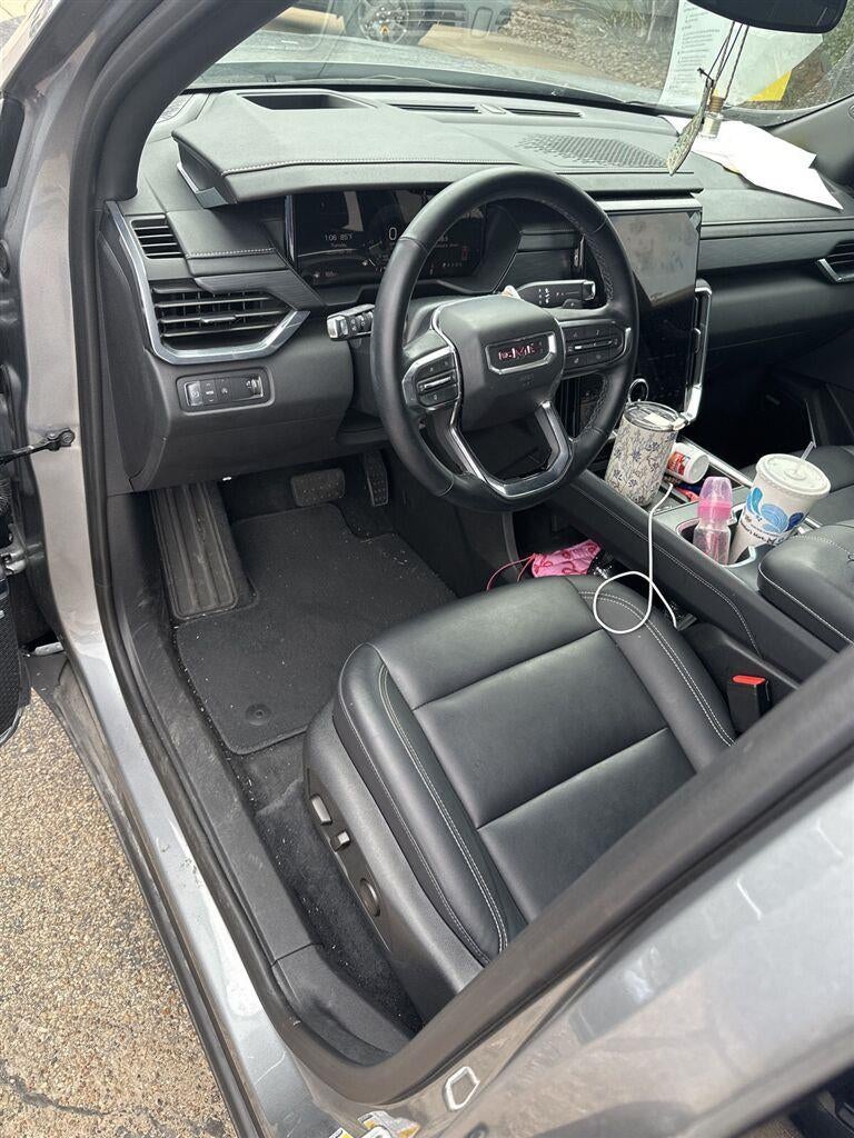 2024 GMC Acadia FWD Elevation