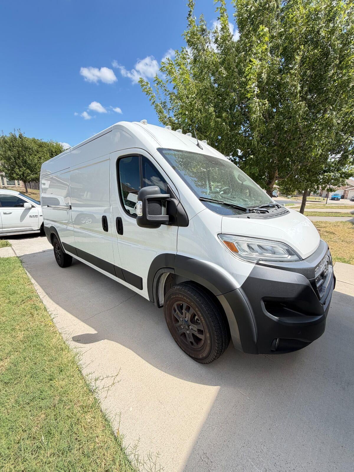 2024 RAM ProMaster Cargo Van SLT+