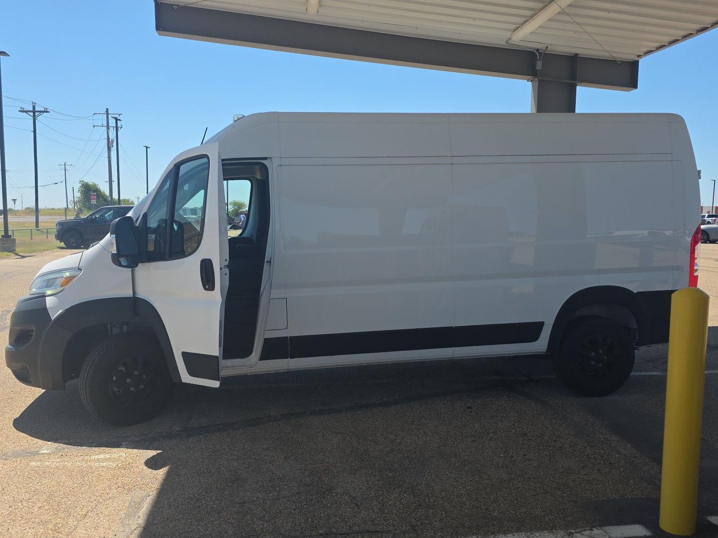 2024 RAM ProMaster Cargo Van SLT+
