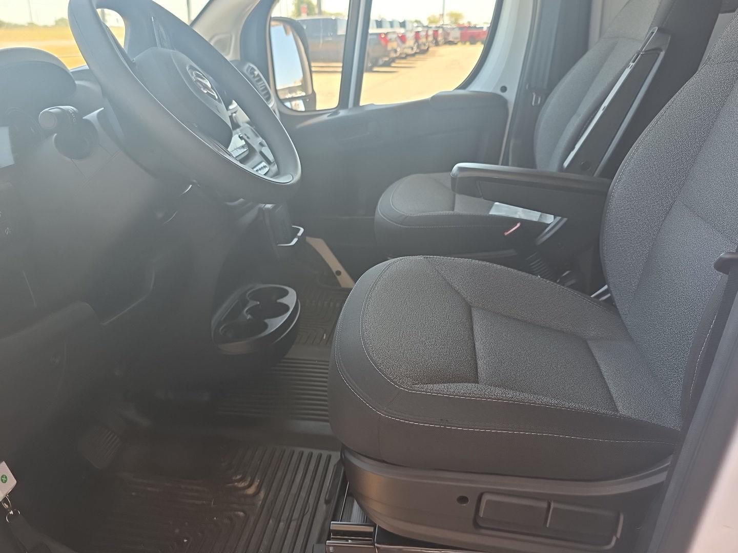 2024 RAM ProMaster Cargo Van SLT+