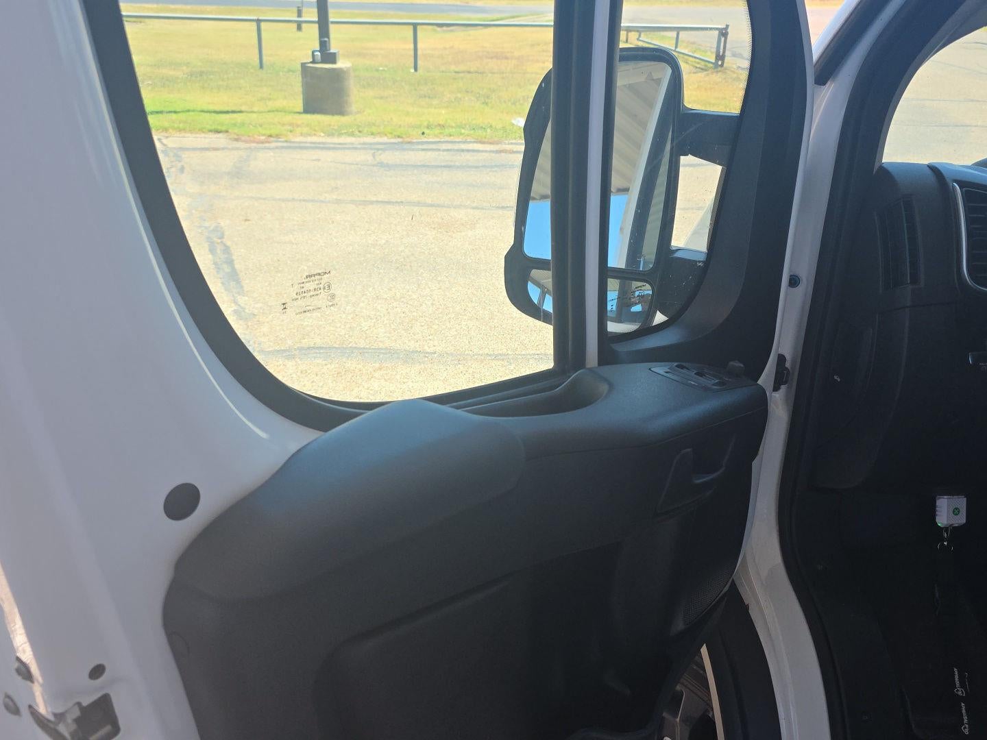 2024 RAM ProMaster Cargo Van SLT+