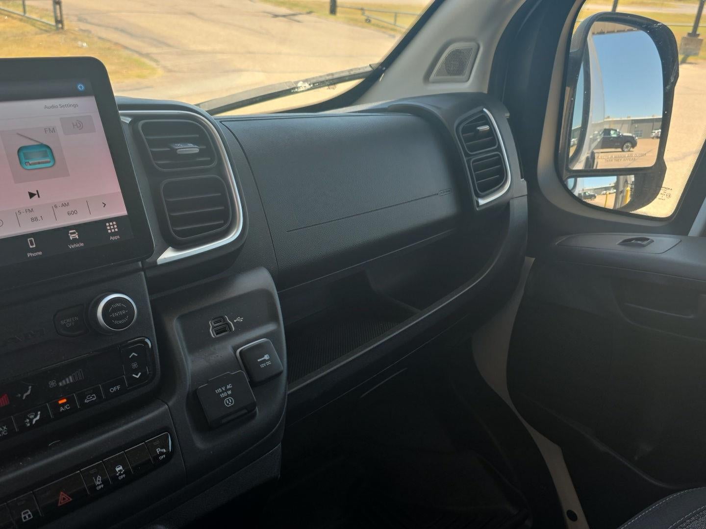 2024 RAM ProMaster Cargo Van SLT+