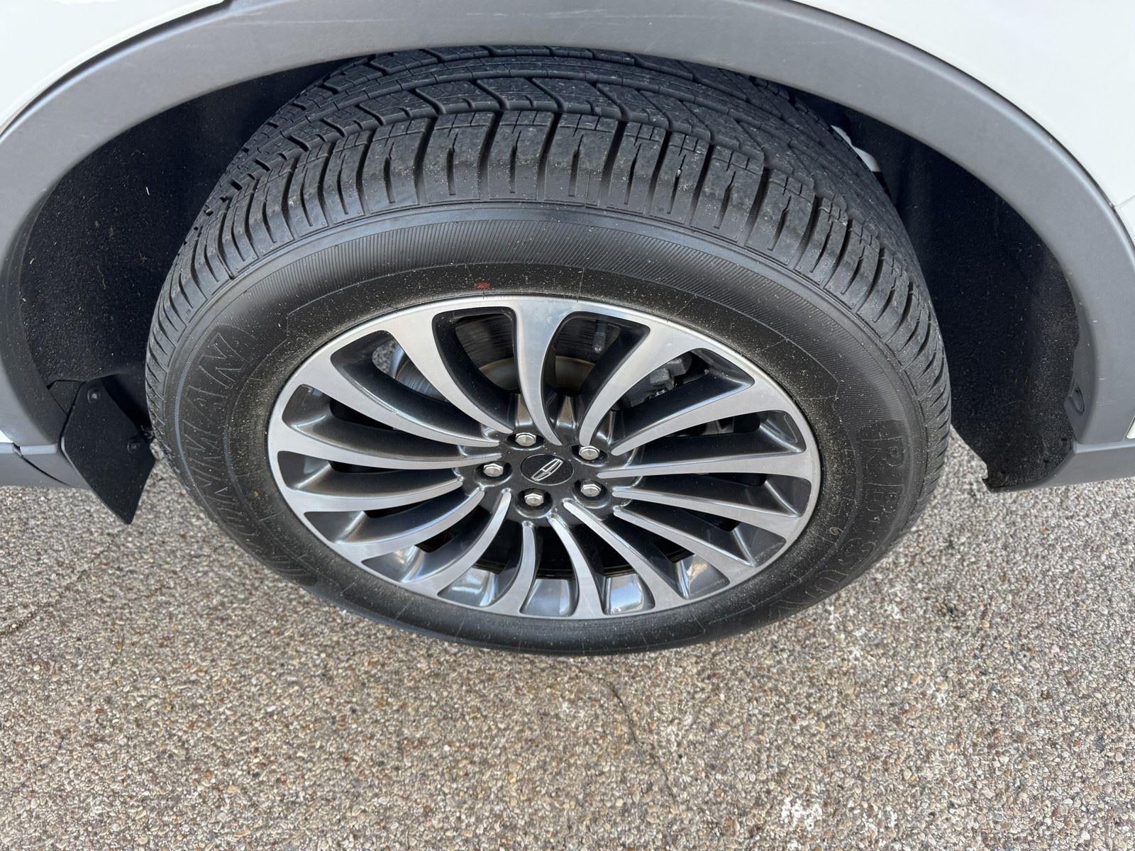 2023 Lincoln Aviator Standard