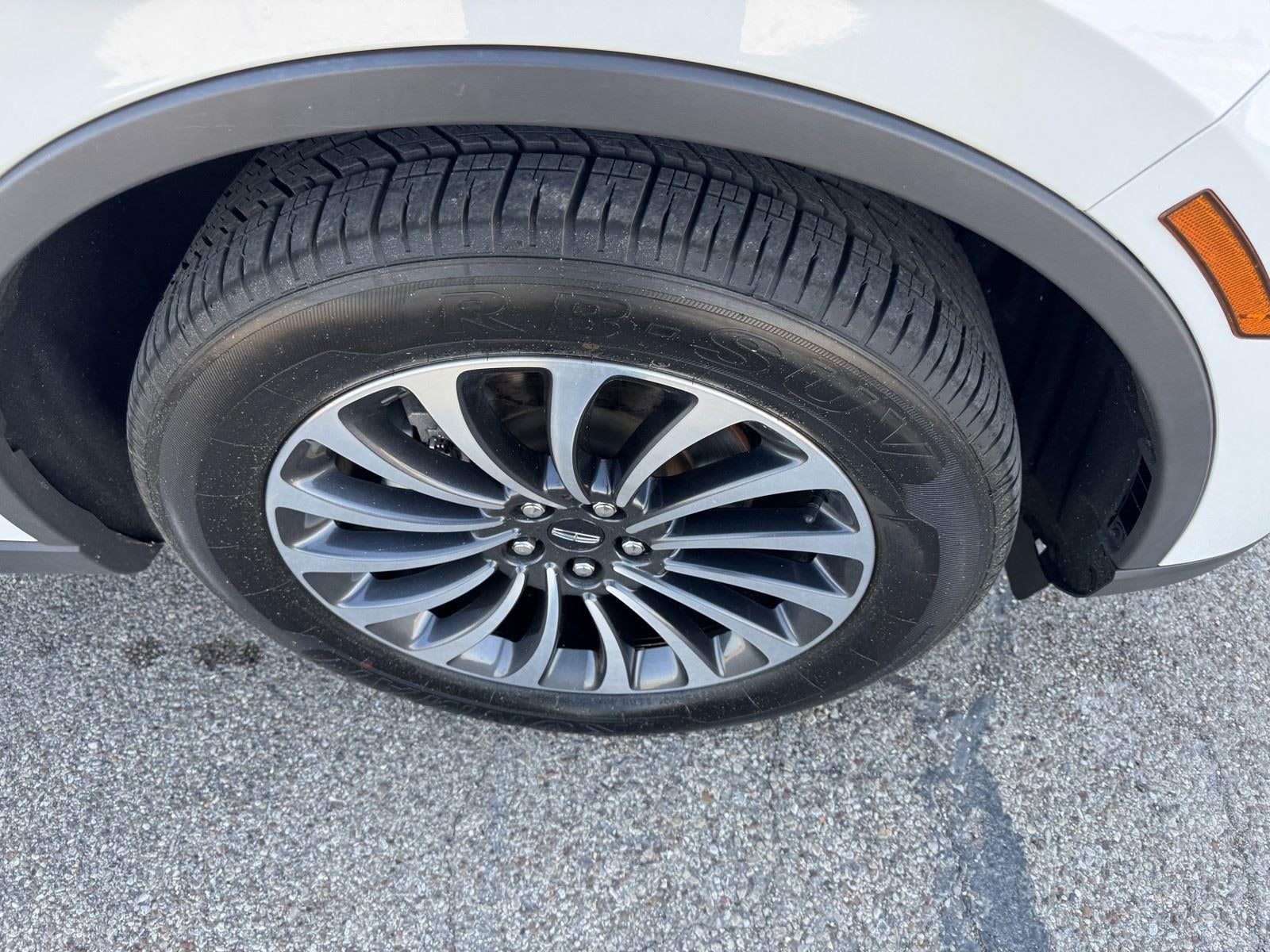 2023 Lincoln Aviator Standard