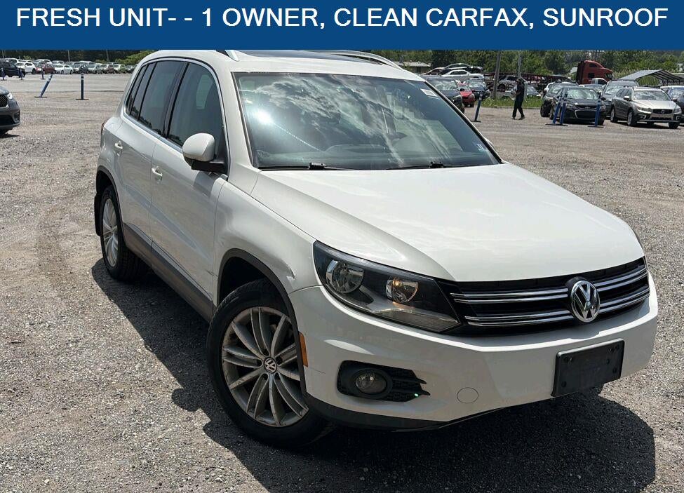 2013 Volkswagen Tiguan SE w/Sunroof & Nav