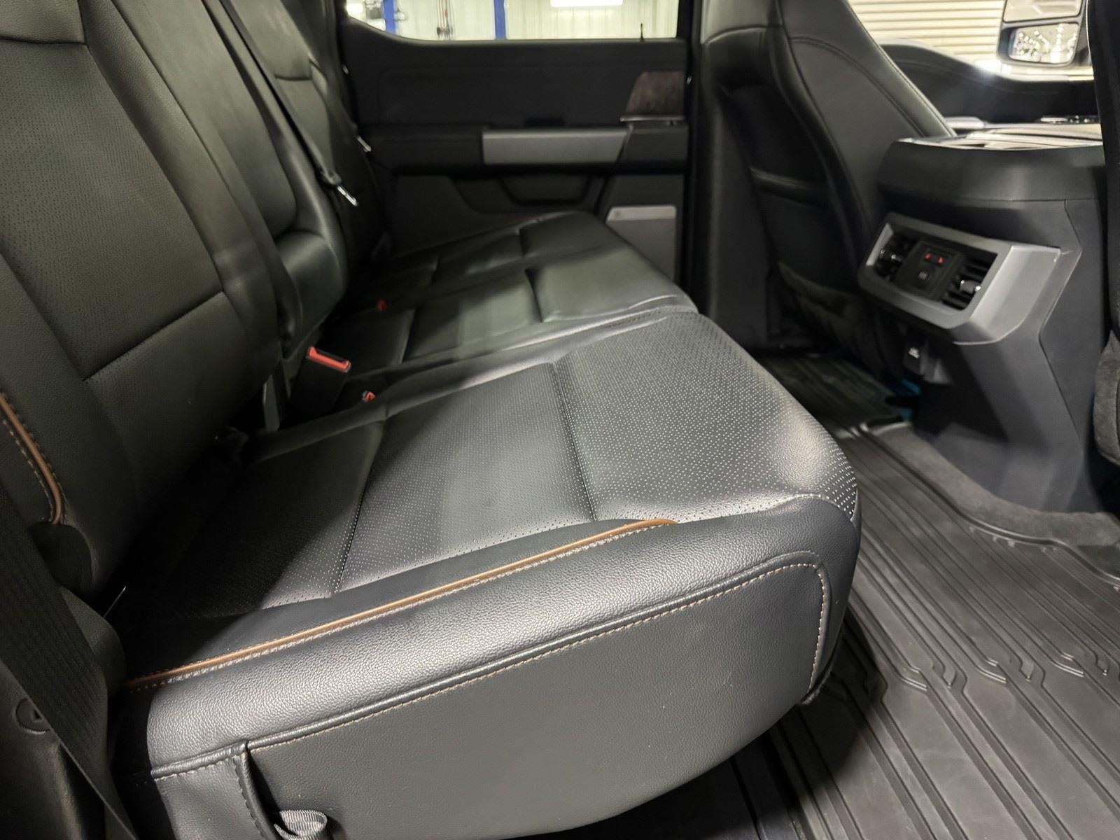 2025 Ford Super Duty F-250 SRW LARIAT