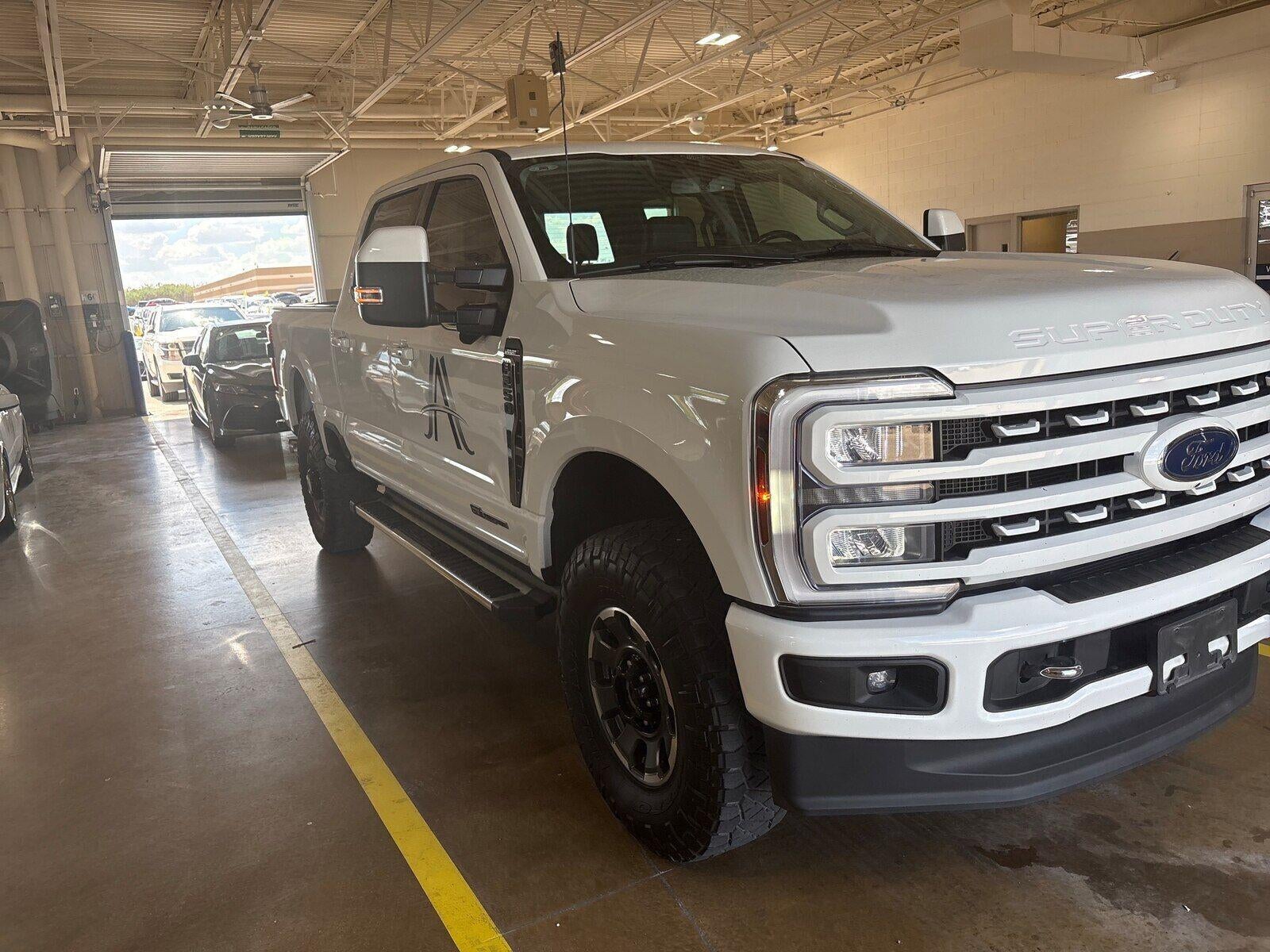 2024 Ford Super Duty F-250 Srw LARIAT