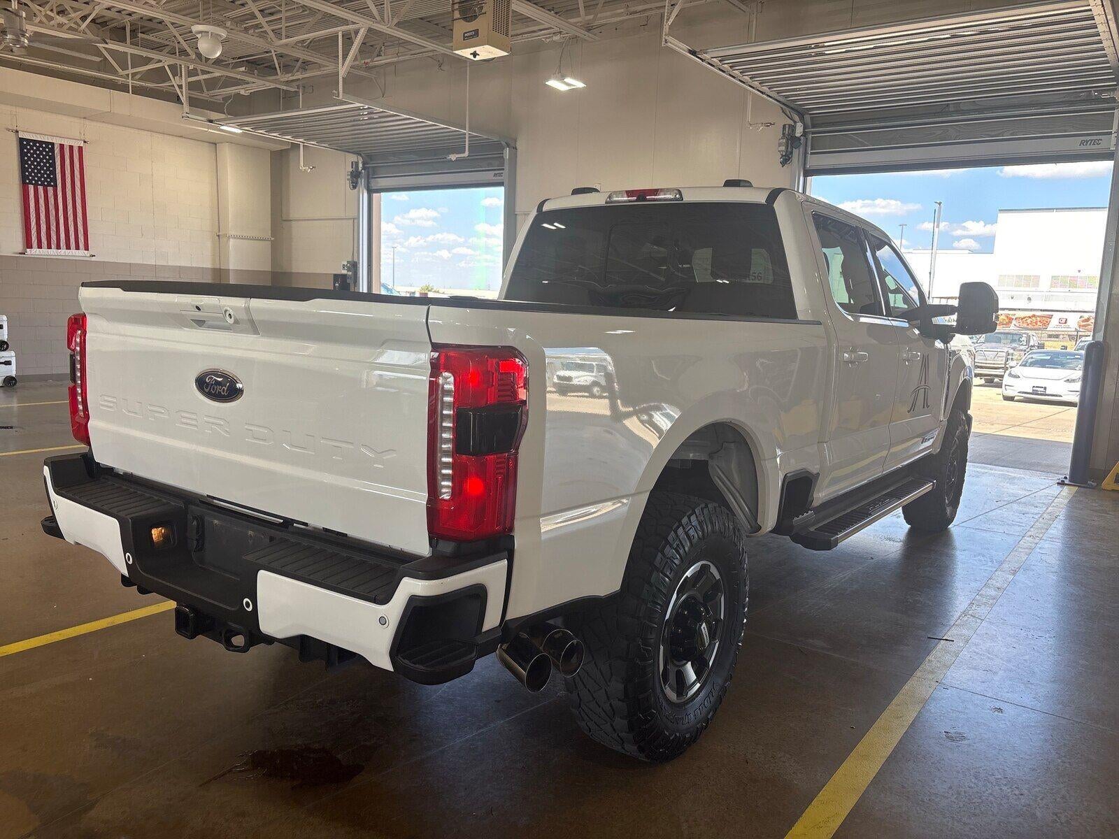 2024 Ford Super Duty F-250 Srw LARIAT