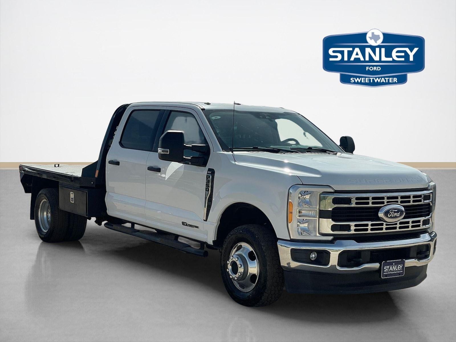 2023 Ford Super Duty F-350 DRW XLT