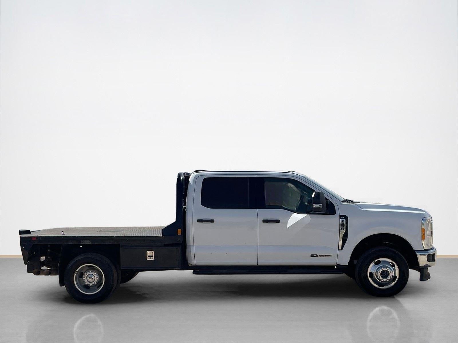 2023 Ford Super Duty F-350 DRW XLT