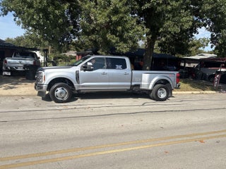 2023 Ford Super Duty F-350 DRW LARIAT