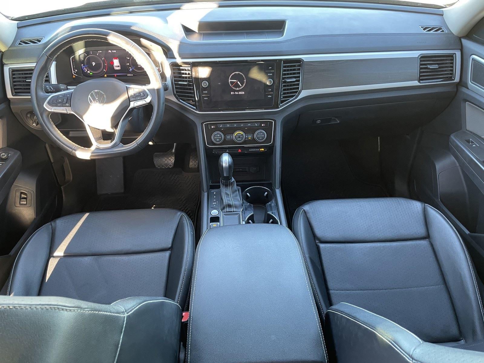 2022 Volkswagen Atlas 2.0T SE w/Technology