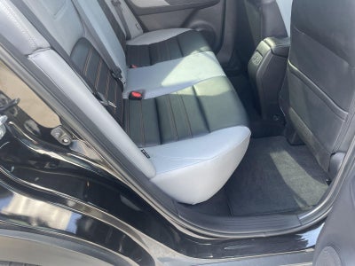 2022 Nissan Kicks SR