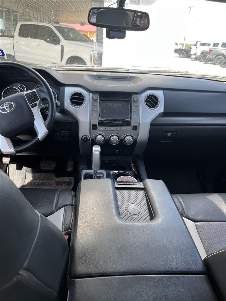2017 Toyota Tundra SR5