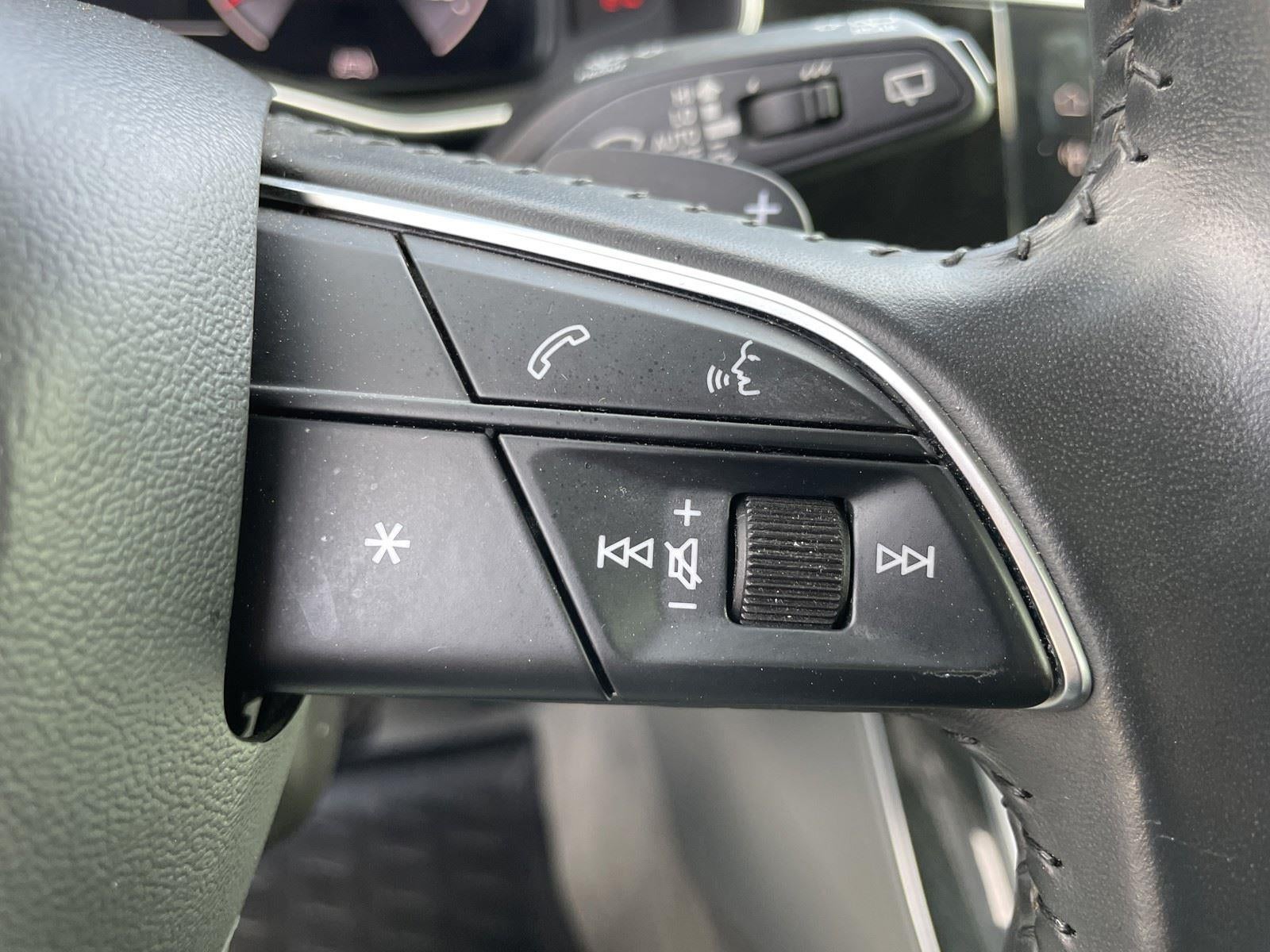 2020 Audi Q7 Premium Plus