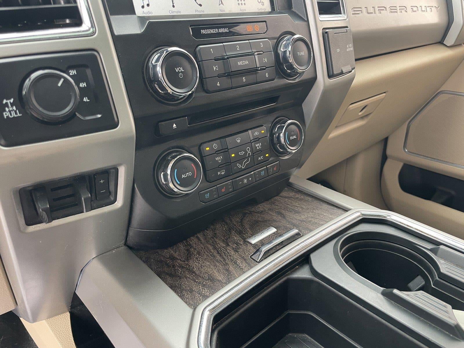 2018 Ford Super Duty F-250 SRW LARIAT