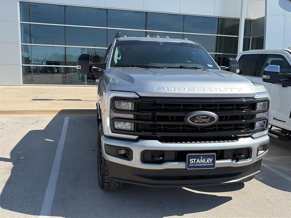 2023 Ford Super Duty F-250 SRW LARIAT