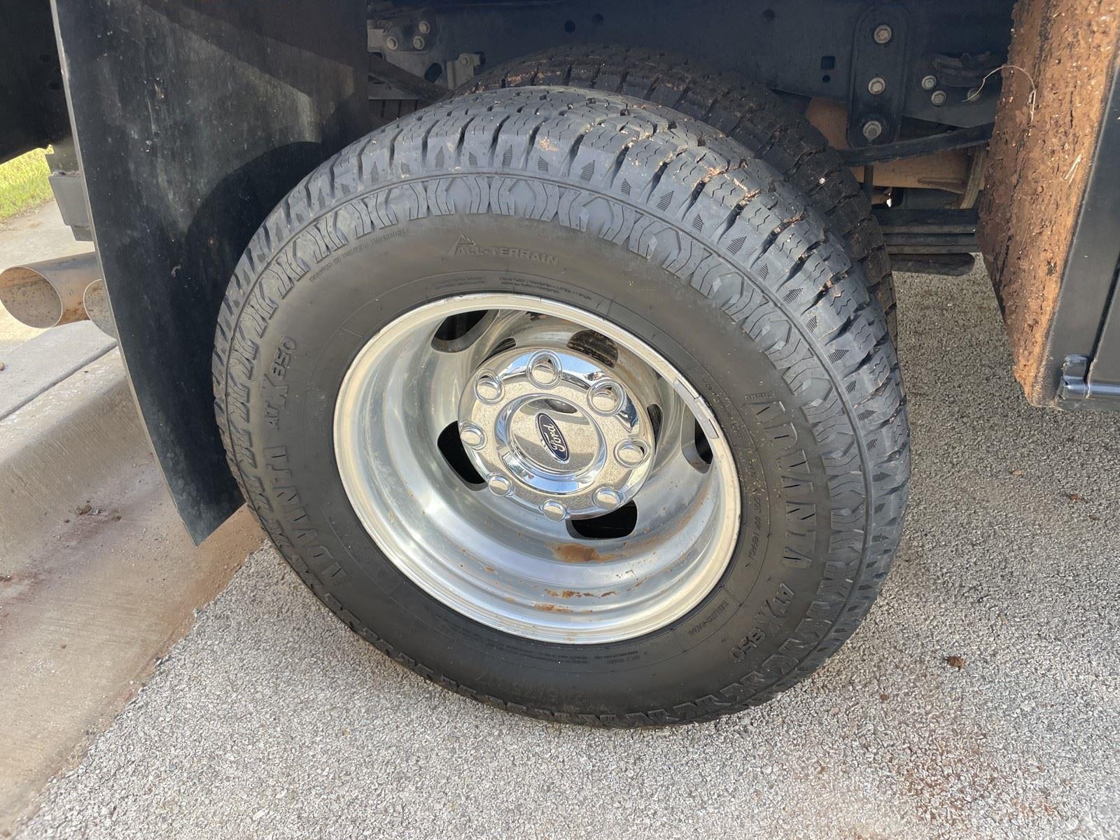 2023 Ford Super Duty F-350 DRW XLT