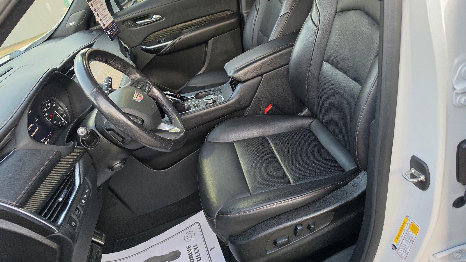 2022 Cadillac XT4 FWD Sport
