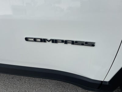 2018 Jeep Compass Latitude w/Sun/Wheel Pkg