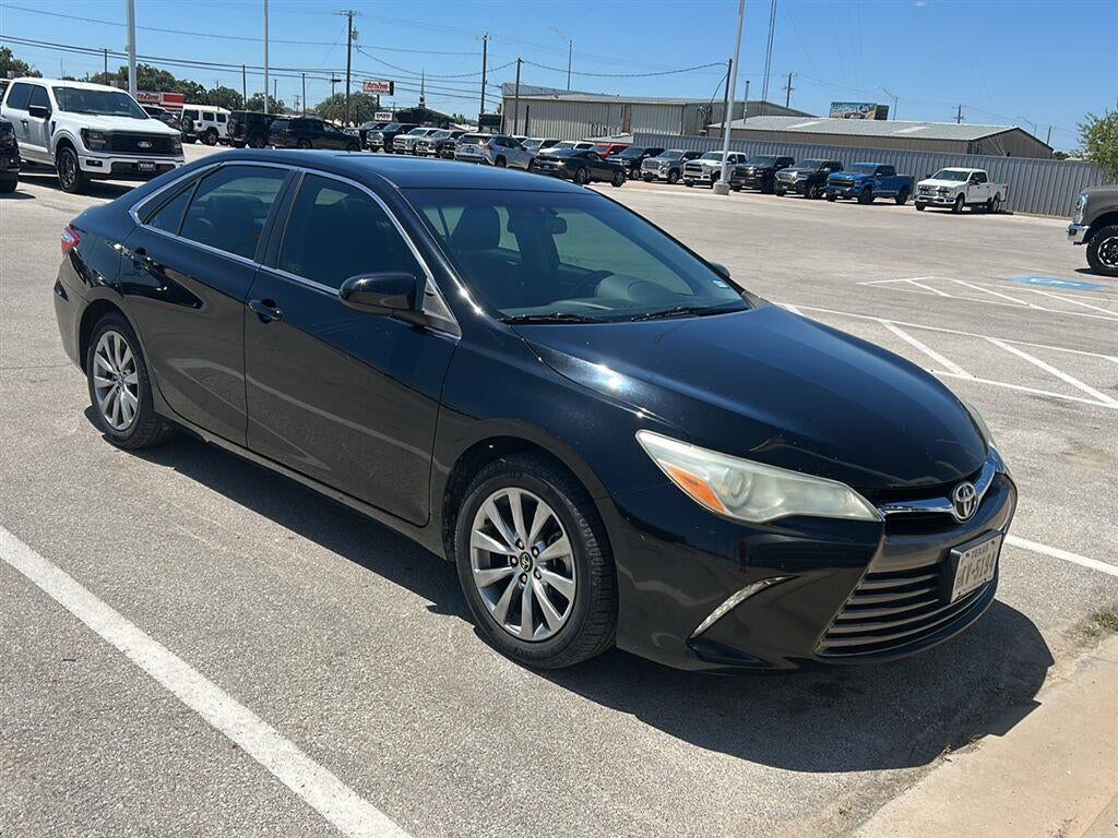 2016 Toyota Camry XLE