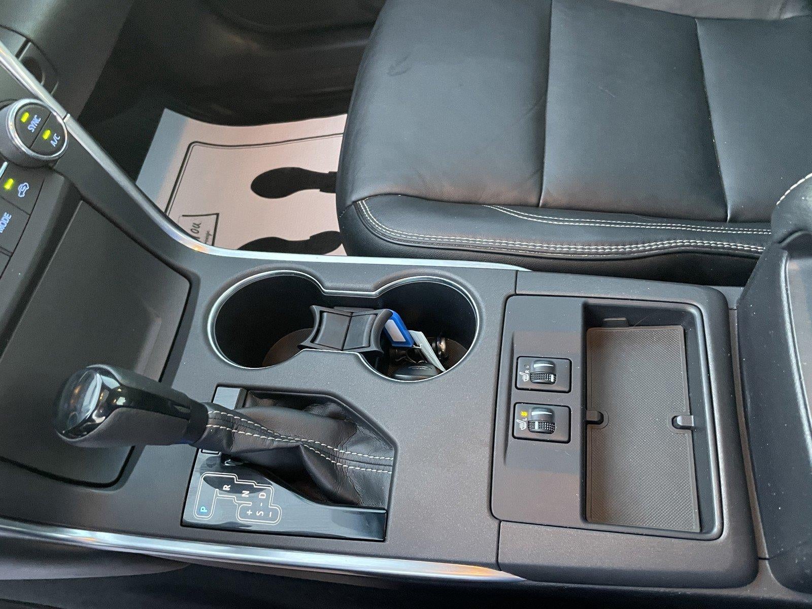 2016 Toyota Camry XLE