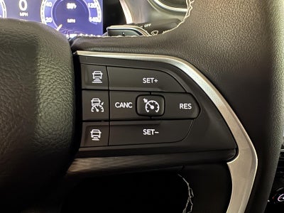 2025 Jeep Grand Cherokee GRAND CHEROKEE LAREDO 4X2