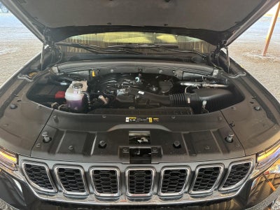 2025 Jeep Grand Cherokee GRAND CHEROKEE LAREDO 4X2