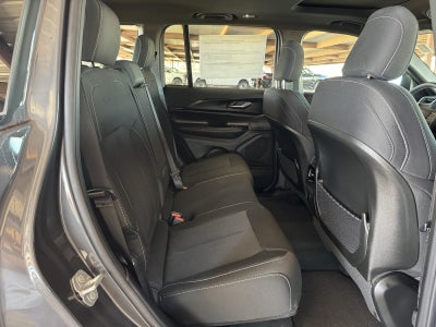 2026 Jeep Grand Cherokee GRAND CHEROKEE LAREDO X 4X2