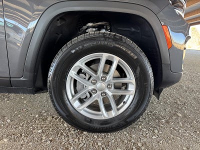 2026 Jeep Grand Cherokee GRAND CHEROKEE LAREDO X 4X2