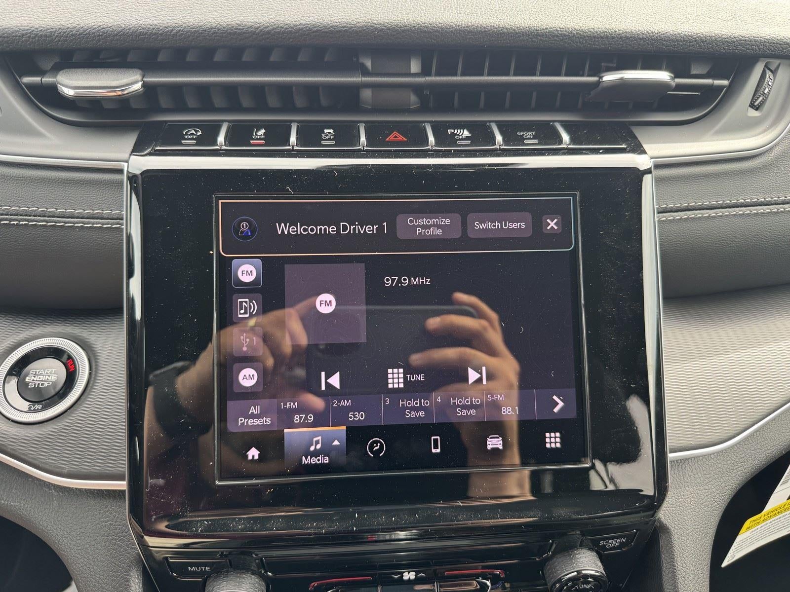 2026 Jeep Grand Cherokee GRAND CHEROKEE LAREDO 4X2