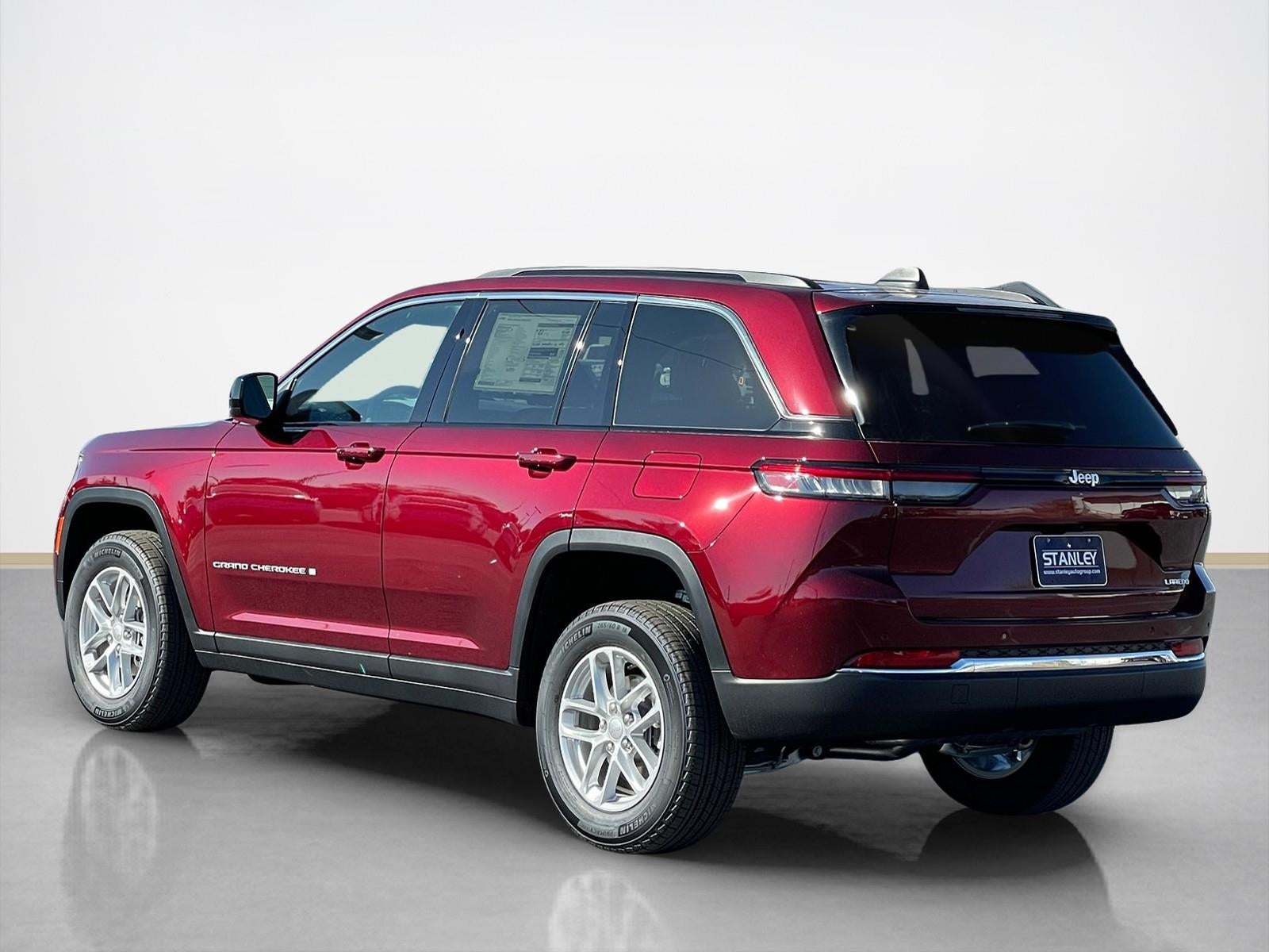 2025 Jeep Grand Cherokee GRAND CHEROKEE LAREDO X 4X2