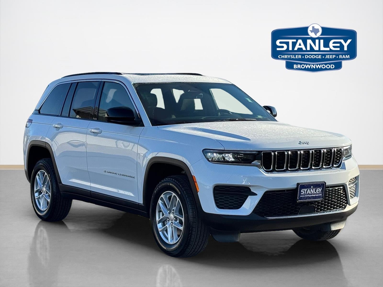 2026 Jeep Grand Cherokee GRAND CHEROKEE LAREDO X 4X2