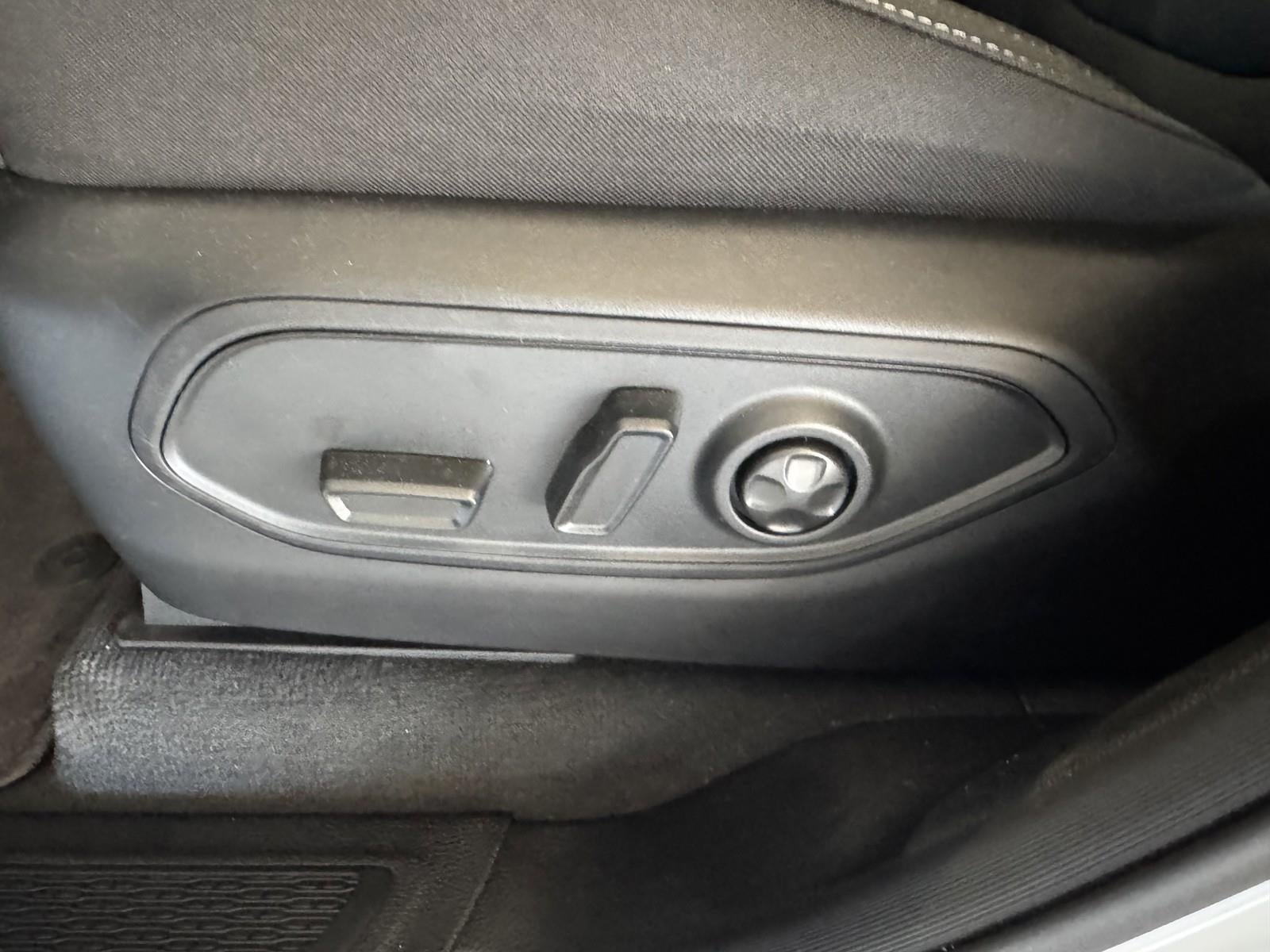 2026 Jeep Grand Cherokee GRAND CHEROKEE LAREDO X 4X2