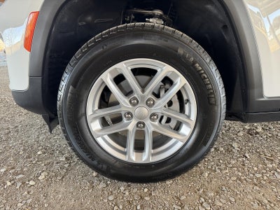 2026 Jeep Grand Cherokee GRAND CHEROKEE LAREDO X 4X2