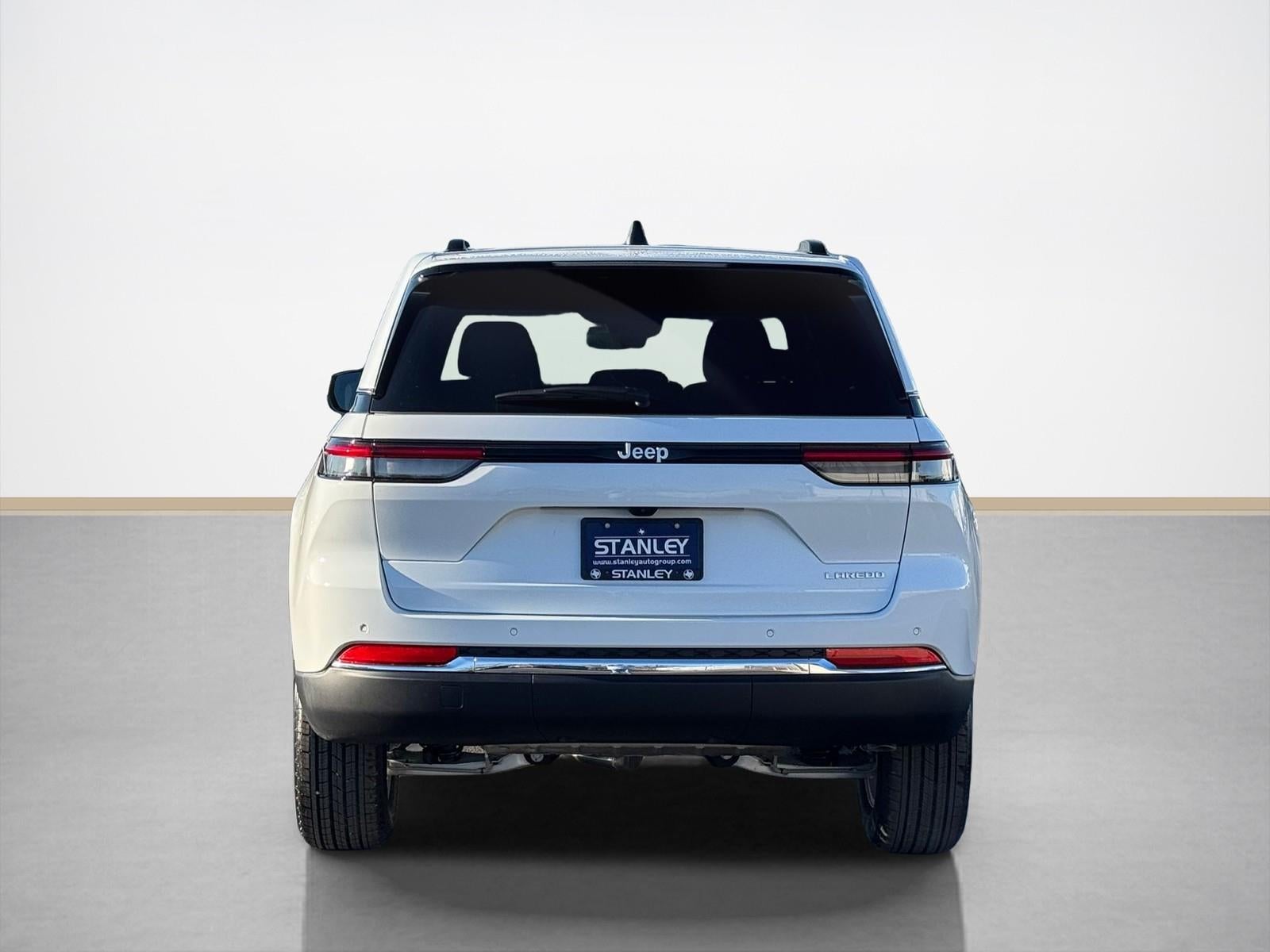 2026 Jeep Grand Cherokee GRAND CHEROKEE LAREDO X 4X2