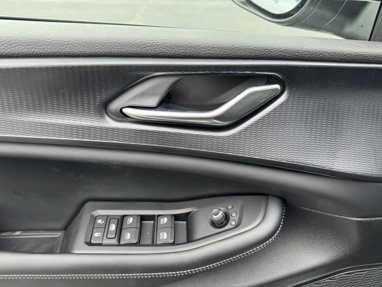 2026 Jeep Grand Cherokee GRAND CHEROKEE LAREDO 4X2