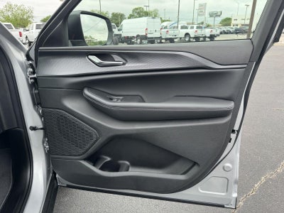 2026 Jeep Grand Cherokee GRAND CHEROKEE LAREDO 4X2