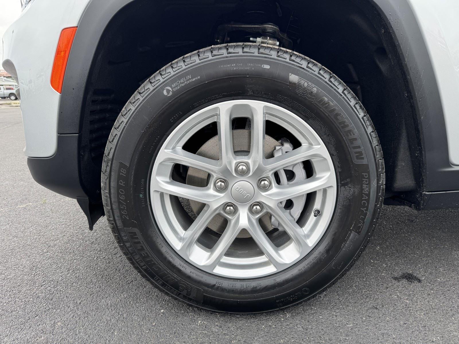 2026 Jeep Grand Cherokee GRAND CHEROKEE LAREDO 4X2