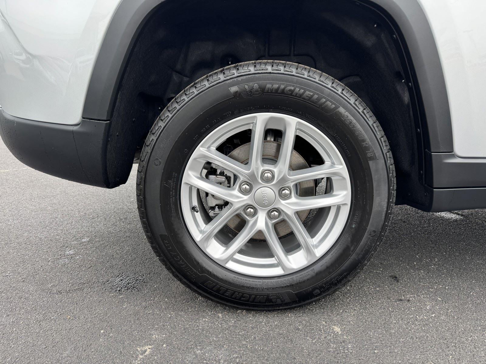 2026 Jeep Grand Cherokee GRAND CHEROKEE LAREDO 4X2