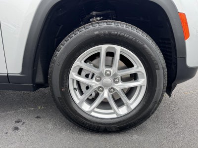 2026 Jeep Grand Cherokee GRAND CHEROKEE LAREDO 4X2