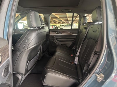 2027 Jeep Grand Cherokee GRAND CHEROKEE LIMITED 4X2
