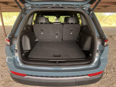 2027 Jeep Grand Cherokee GRAND CHEROKEE LIMITED 4X2