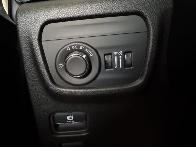 2026 Jeep Grand Cherokee GRAND CHEROKEE LAREDO 4X4