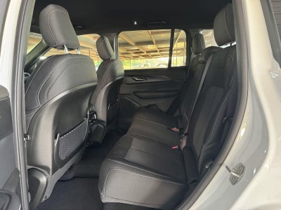 2026 Jeep Grand Cherokee GRAND CHEROKEE LAREDO 4X4