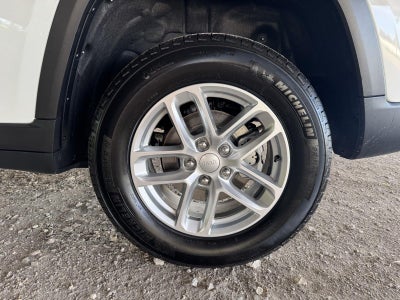 2026 Jeep Grand Cherokee GRAND CHEROKEE LAREDO 4X4