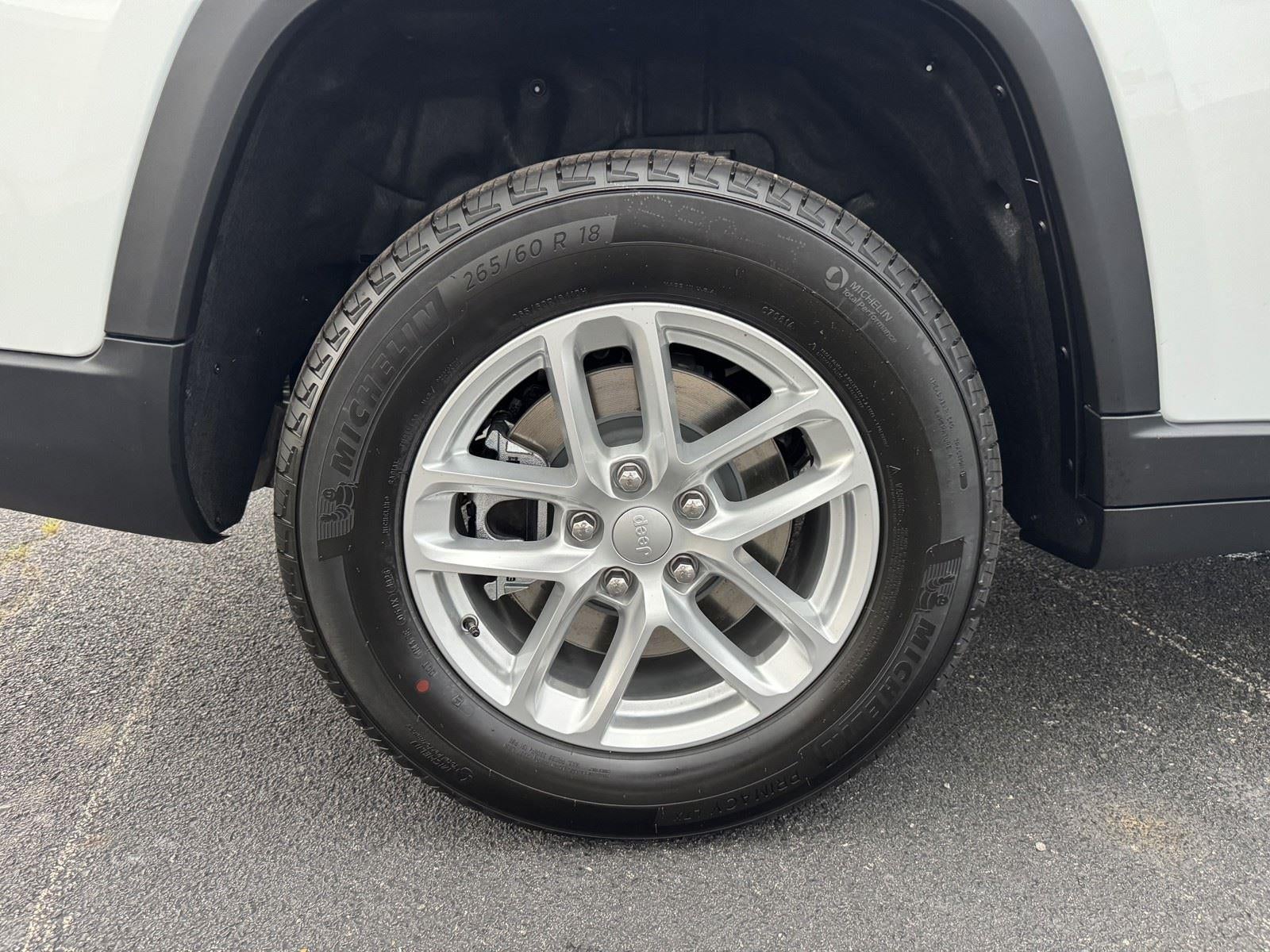 2026 Jeep Grand Cherokee GRAND CHEROKEE L LAREDO 4X2