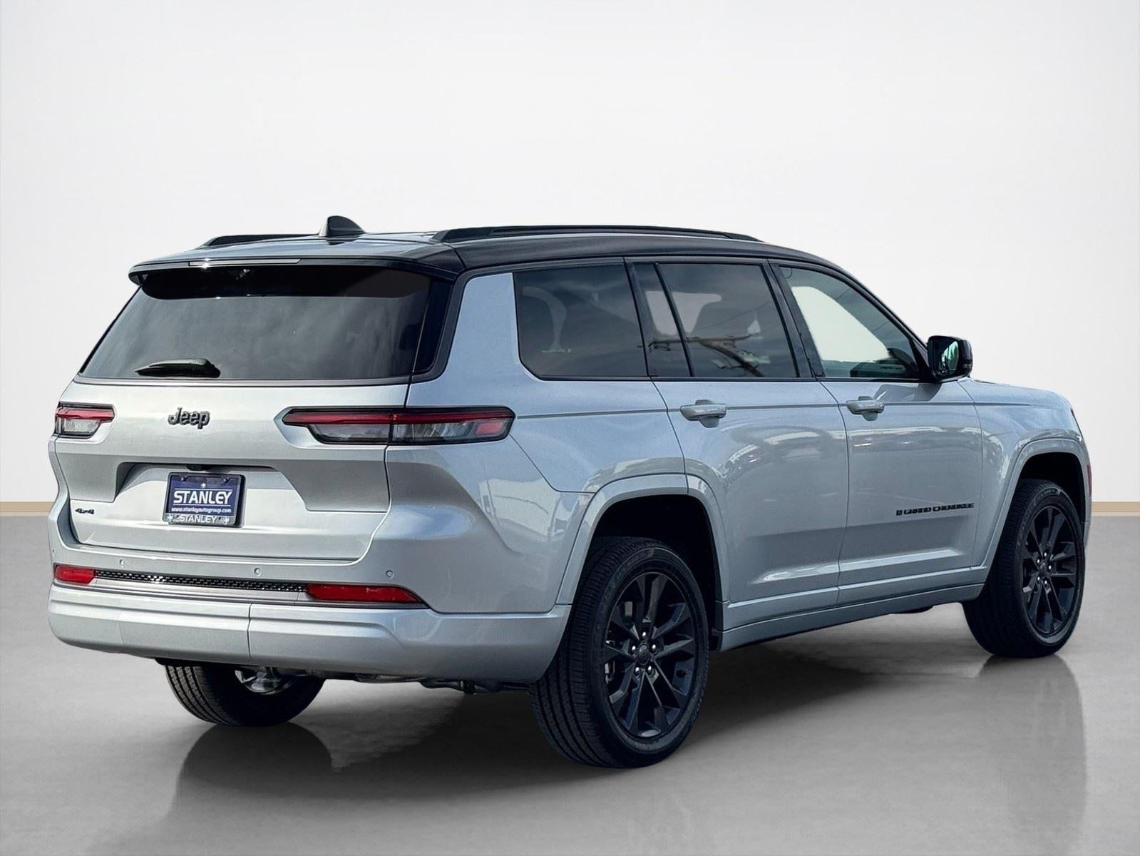 2026 Jeep Grand Cherokee GRAND CHEROKEE L LIMITED RESERVE 4X4